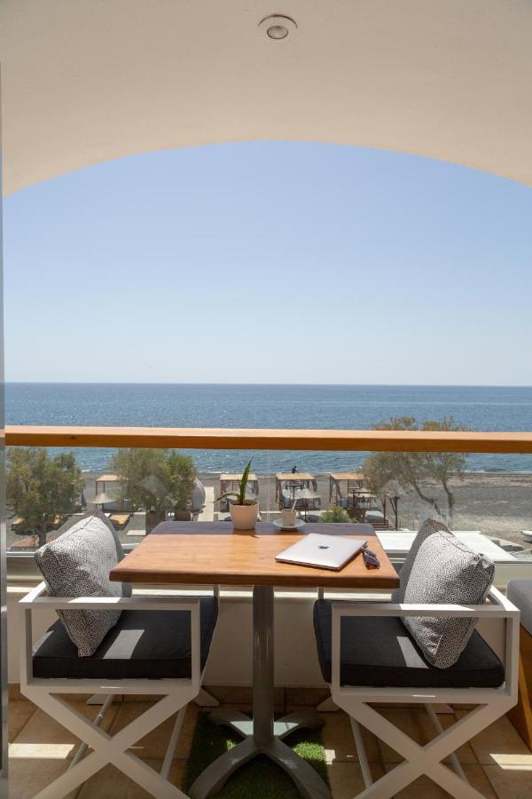 Glykeria Mini Suites Perivolos  Exteriér fotografie